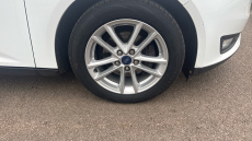 Ford Focus 1.0 EcoBoost 125 Zetec 5dr Auto Petrol Hatchback